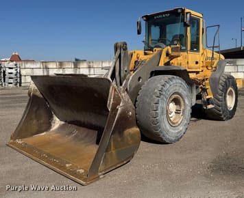 Main image Volvo L110E